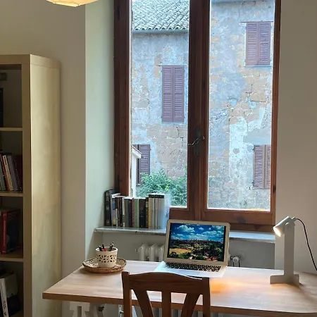 Cosy + Fireplace オルヴィエート